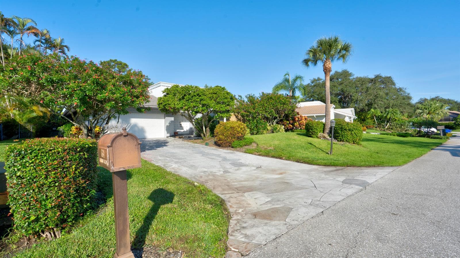 634 W Lakewoode Circle, Delray Beach, FL 33445 photo 5