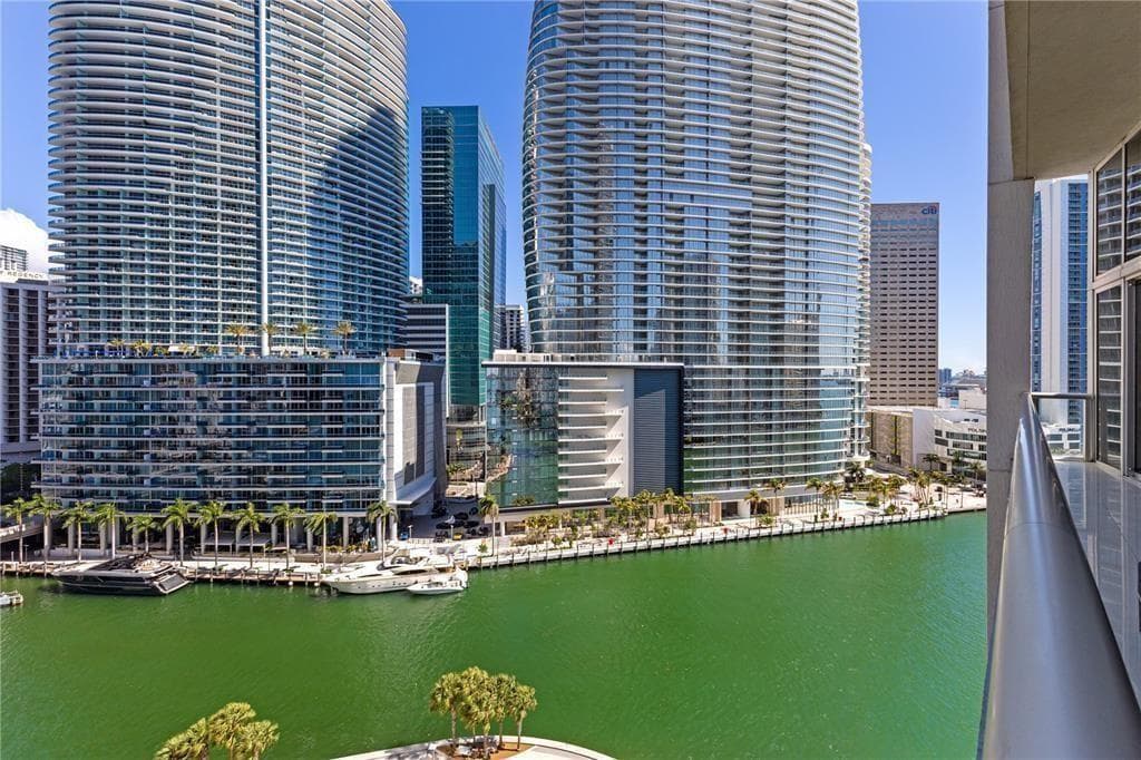 465 Brickell Avenue # 2706, Miami, FL 33131 photo 4