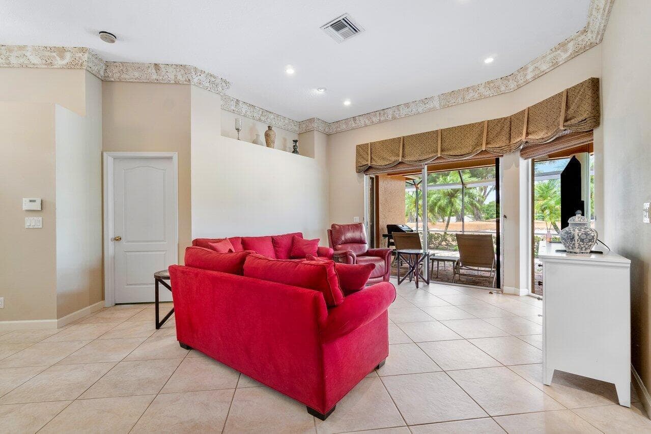 8161 Quail Meadow Way, West Palm Beach, FL 33412 photo 5