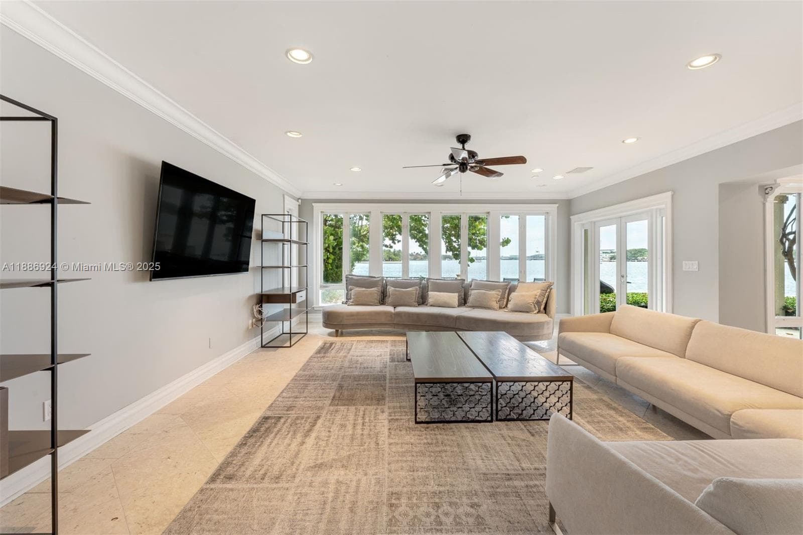 11 E Rivo Alto Dr, Miami Beach, FL 33139 photo 3