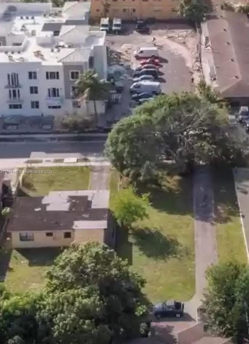 2229 Adams St, Hollywood, FL 33020 photo 2