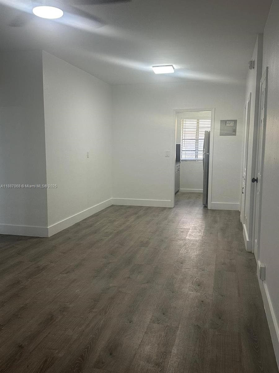 6805 Abbott Ave # 1, Miami Beach, FL 33141