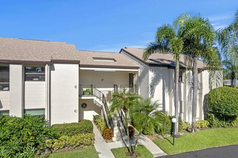 702 Wingfoot Drive # D, Jupiter, FL 33458 photo 2