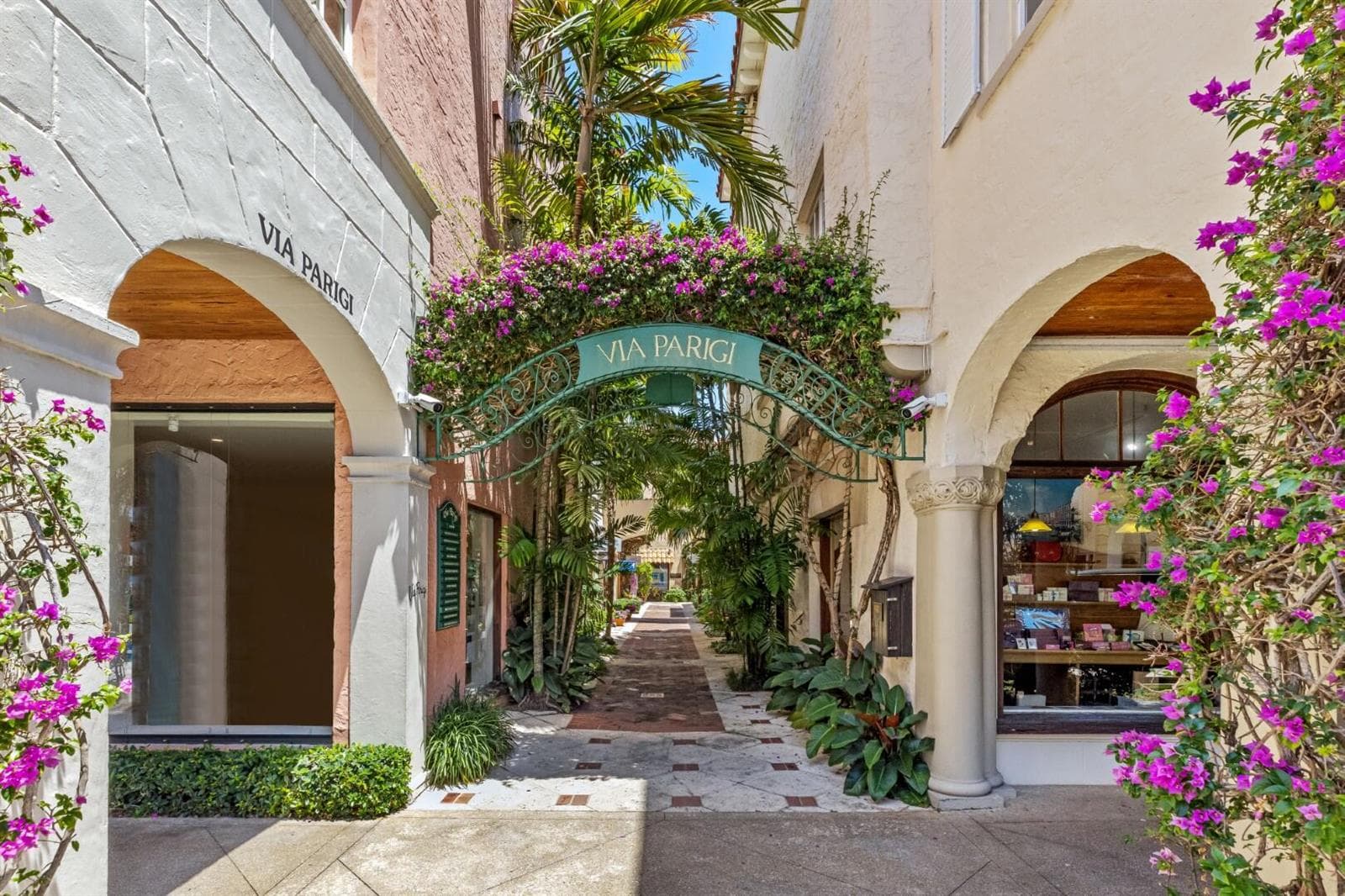 9 Via Parigi, Palm Beach, FL 33480 photo 2