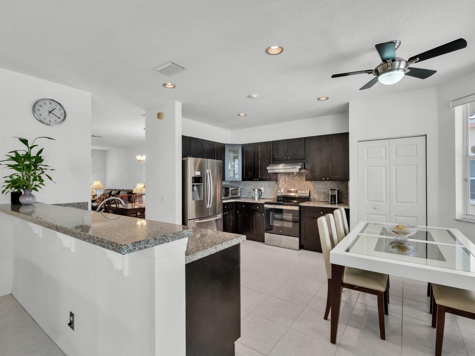4032 Pinewood Lane, Weston, FL 33331 photo 4