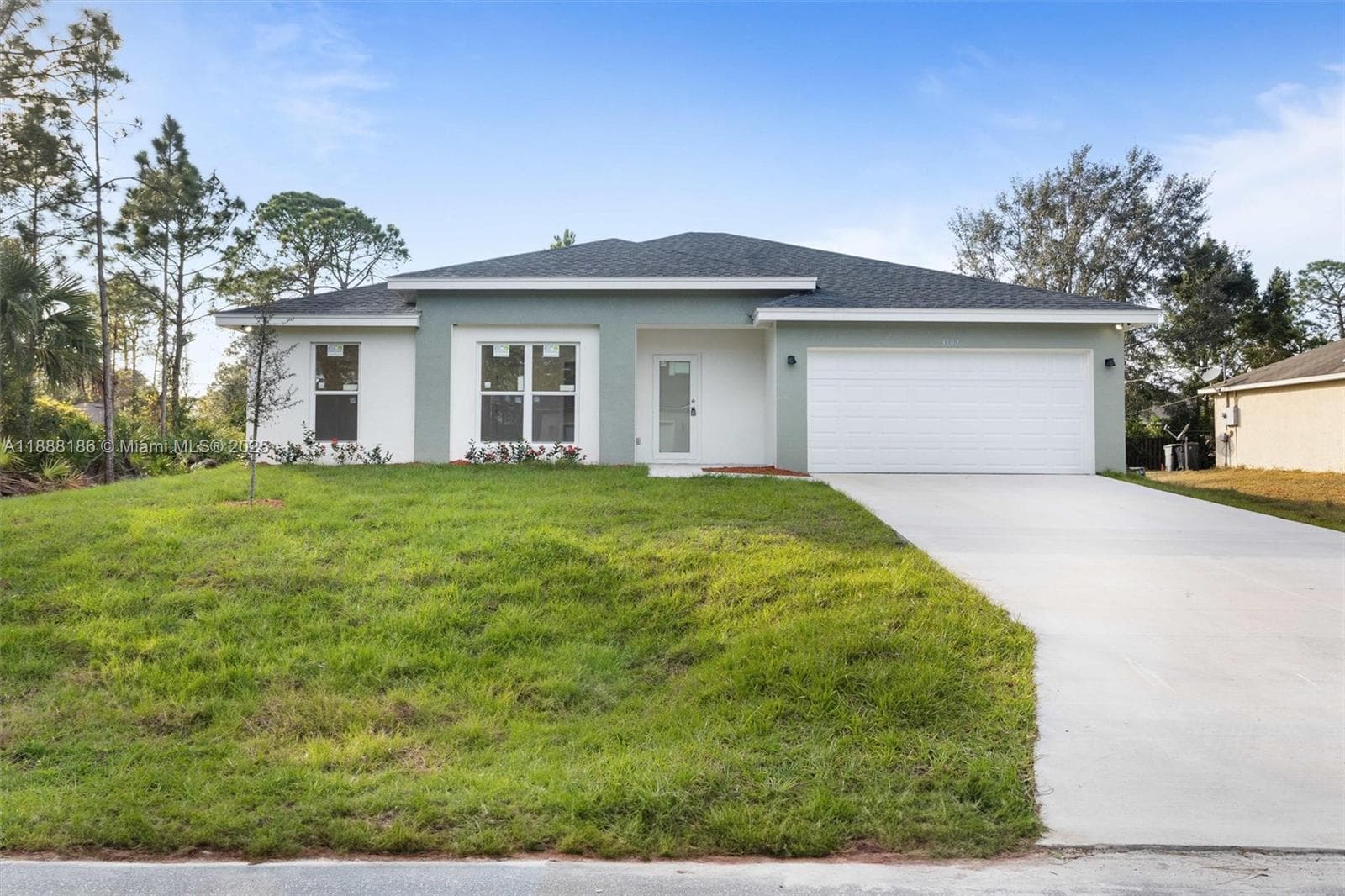 1150 SE Tarleton St, Palm Bay, FL 32909