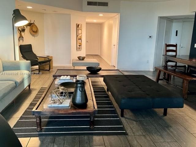 21055 Yacht Club Dr # 606, Aventura, FL 33180 photo 2