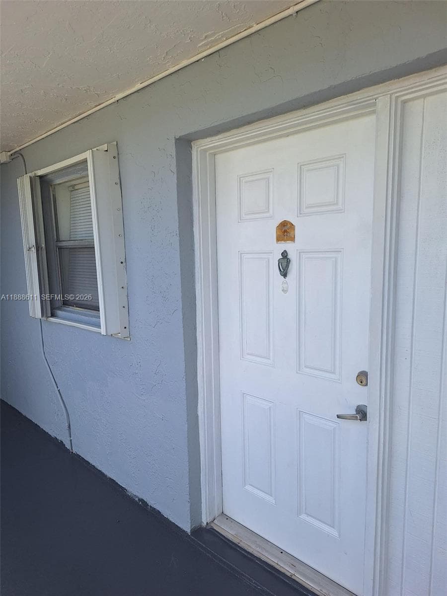 9375 Fontainebleau Blvd # L219, Miami, FL 33172 photo 3
