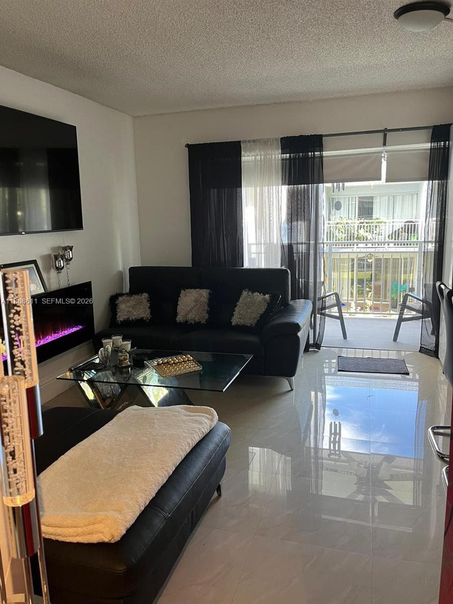 9375 Fontainebleau Blvd # L219, Miami, FL 33172 photo 5