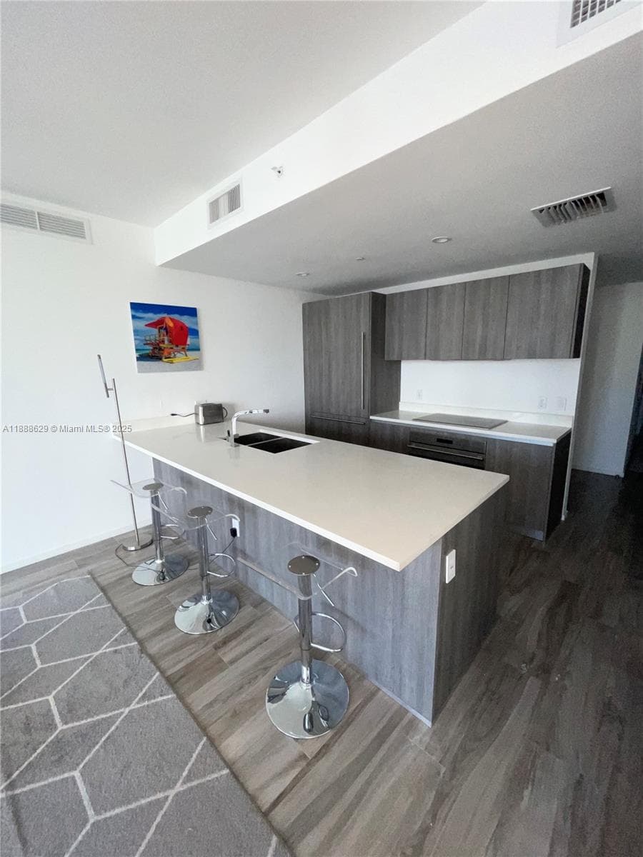801 S Miami Ave # 3304, Miami, FL 33130 photo 4