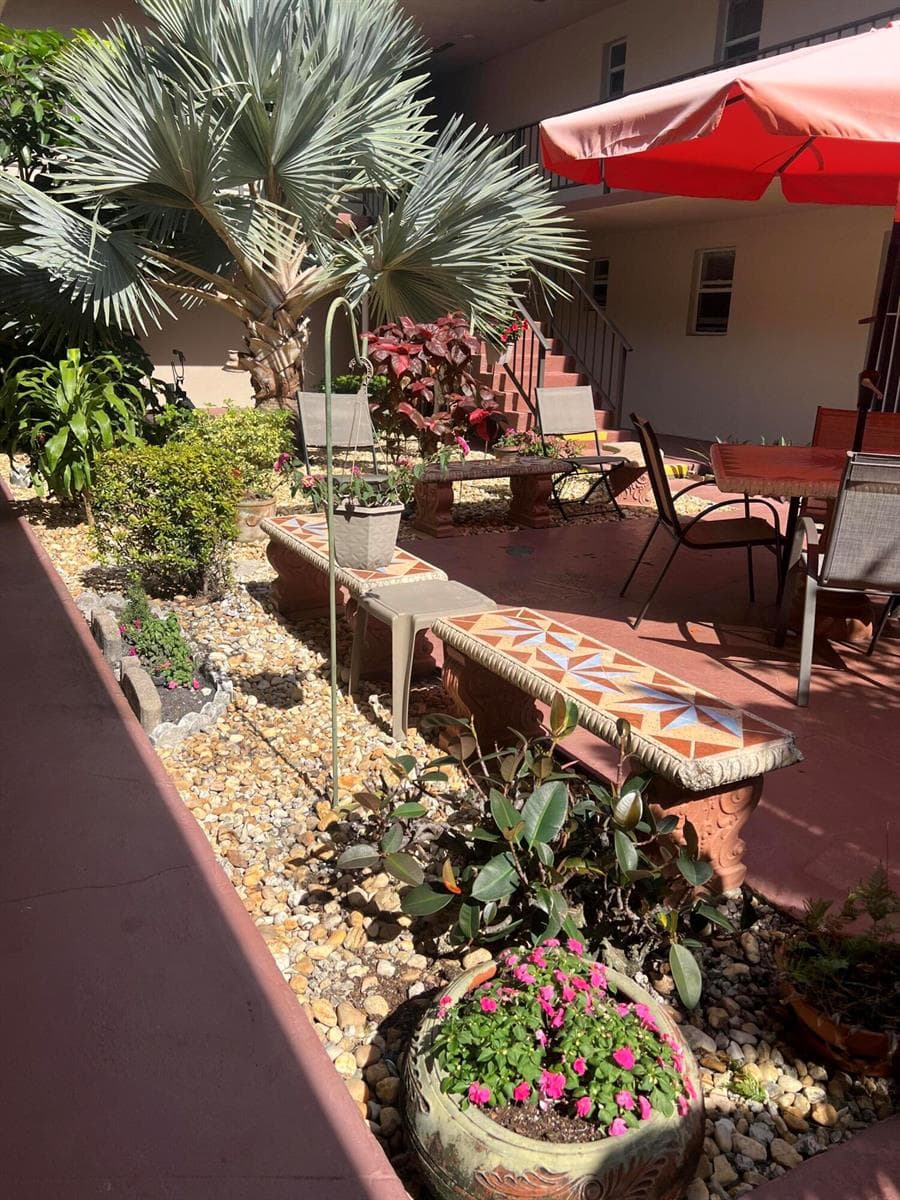 504 Davis Road # 95, Palm Springs, FL 33461 photo 3