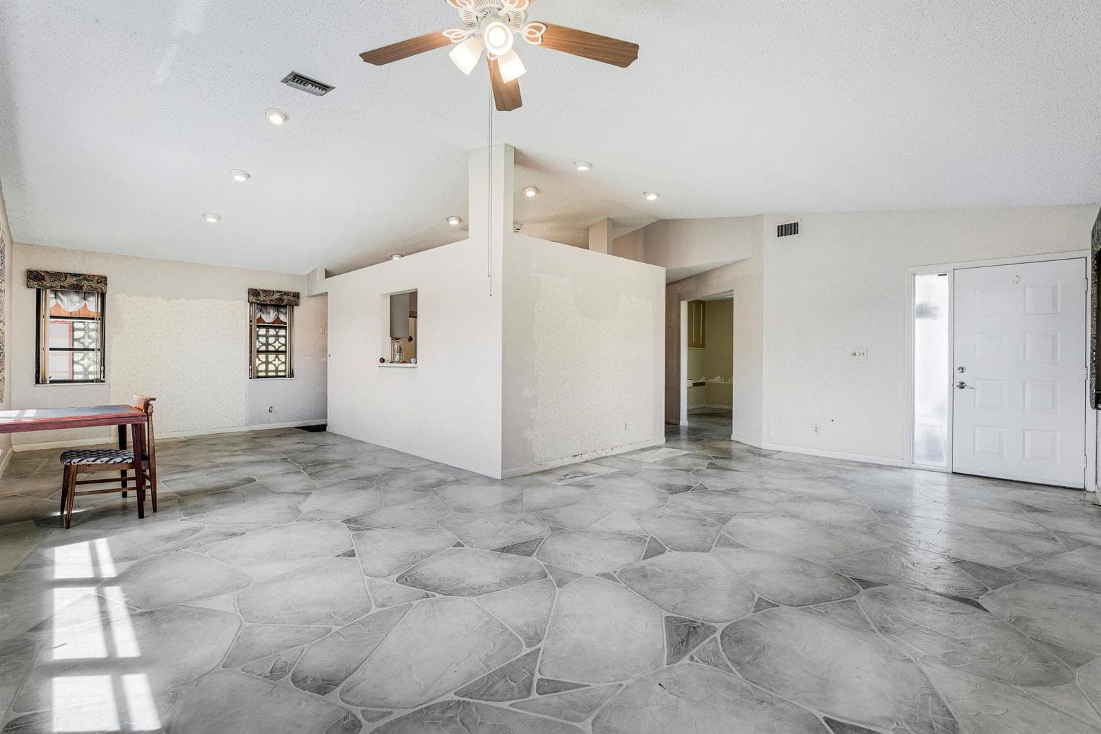 8421 Bonita Isle Drive, Lake Worth, FL 33467 photo 4