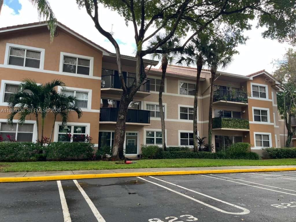 8977 Wiles Rd # 103, Coral Springs, FL 33067 photo 3