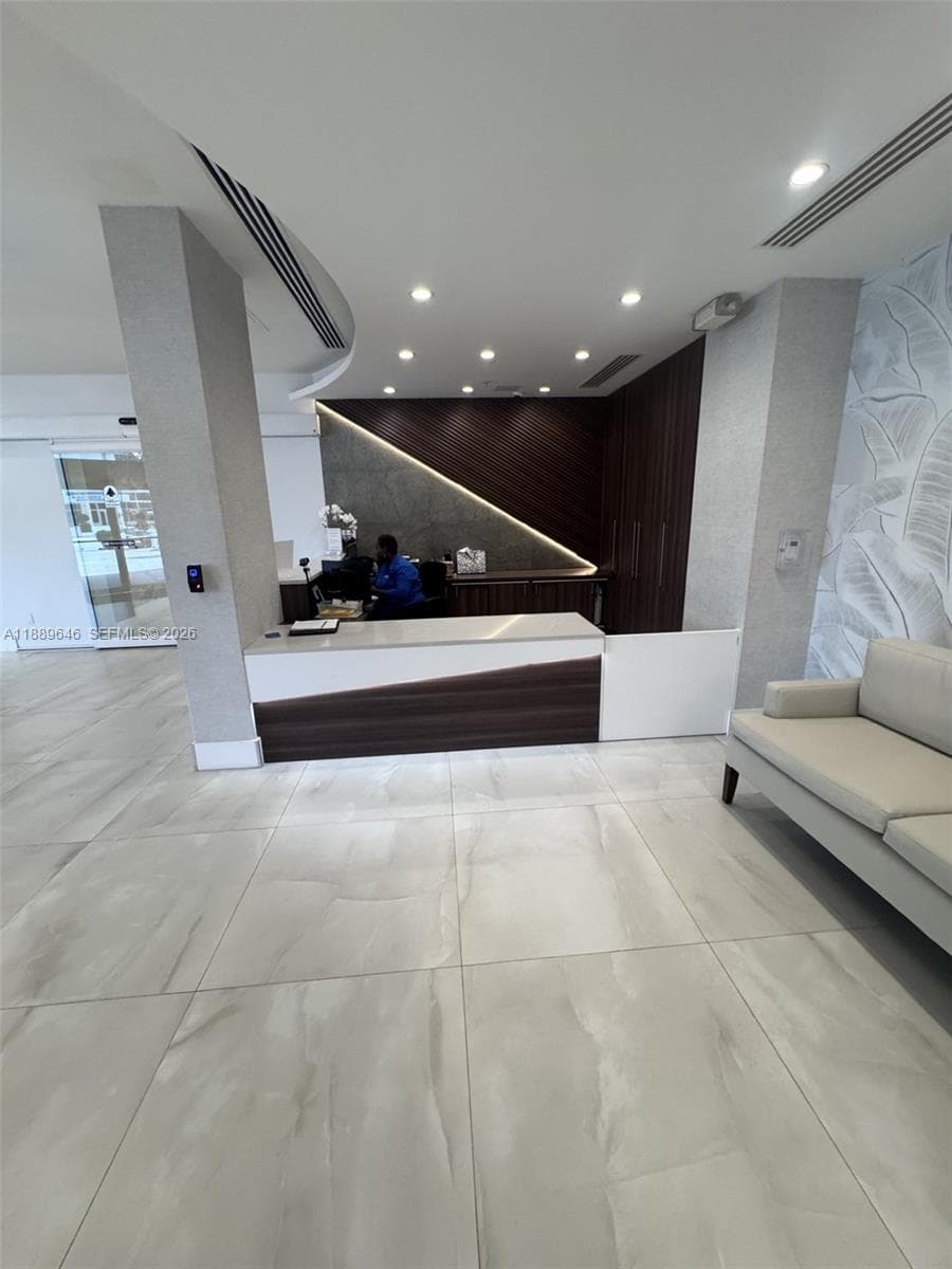 3001 S Ocean Dr # 907, Hollywood, FL 33019 photo 4