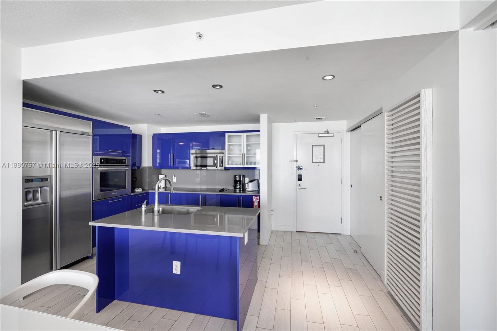 3101 Bayshore Dr # 1704, Fort Lauderdale, FL 33304 photo 2