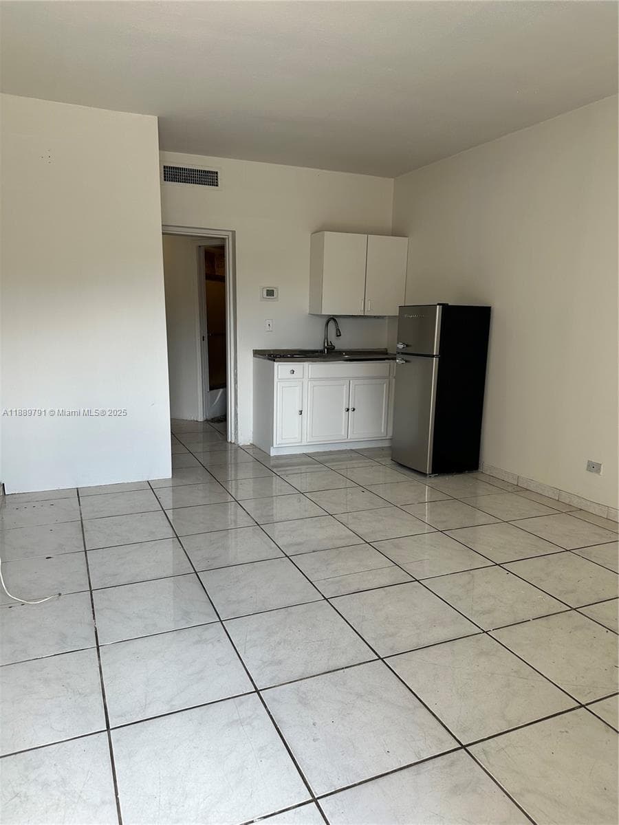 26 Diplomat Parkway # 2248, Hallandale Beach, FL 33009 photo 3