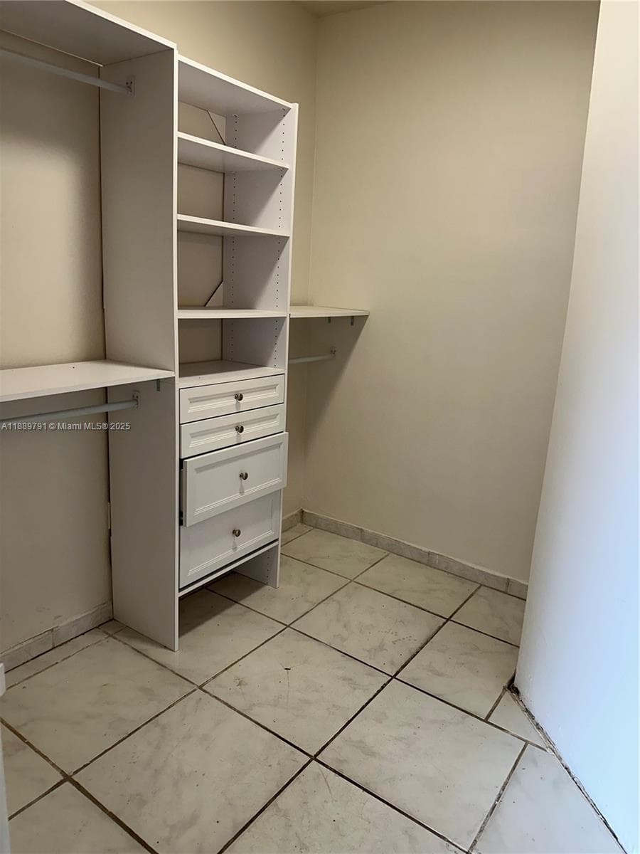 26 Diplomat Parkway # 2248, Hallandale Beach, FL 33009 photo 4