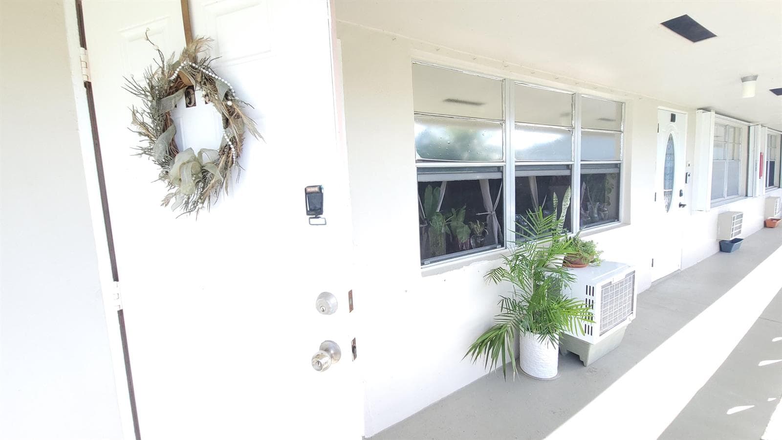 159 Cambridge G, West Palm Beach, FL 33417 photo 2