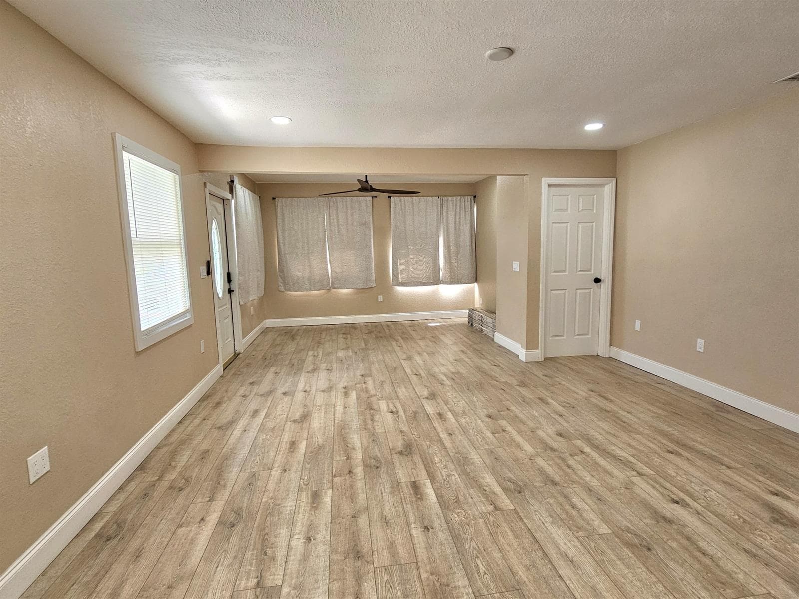 1806 SW 2 Avenue, Okeechobee, FL 34974 photo 3