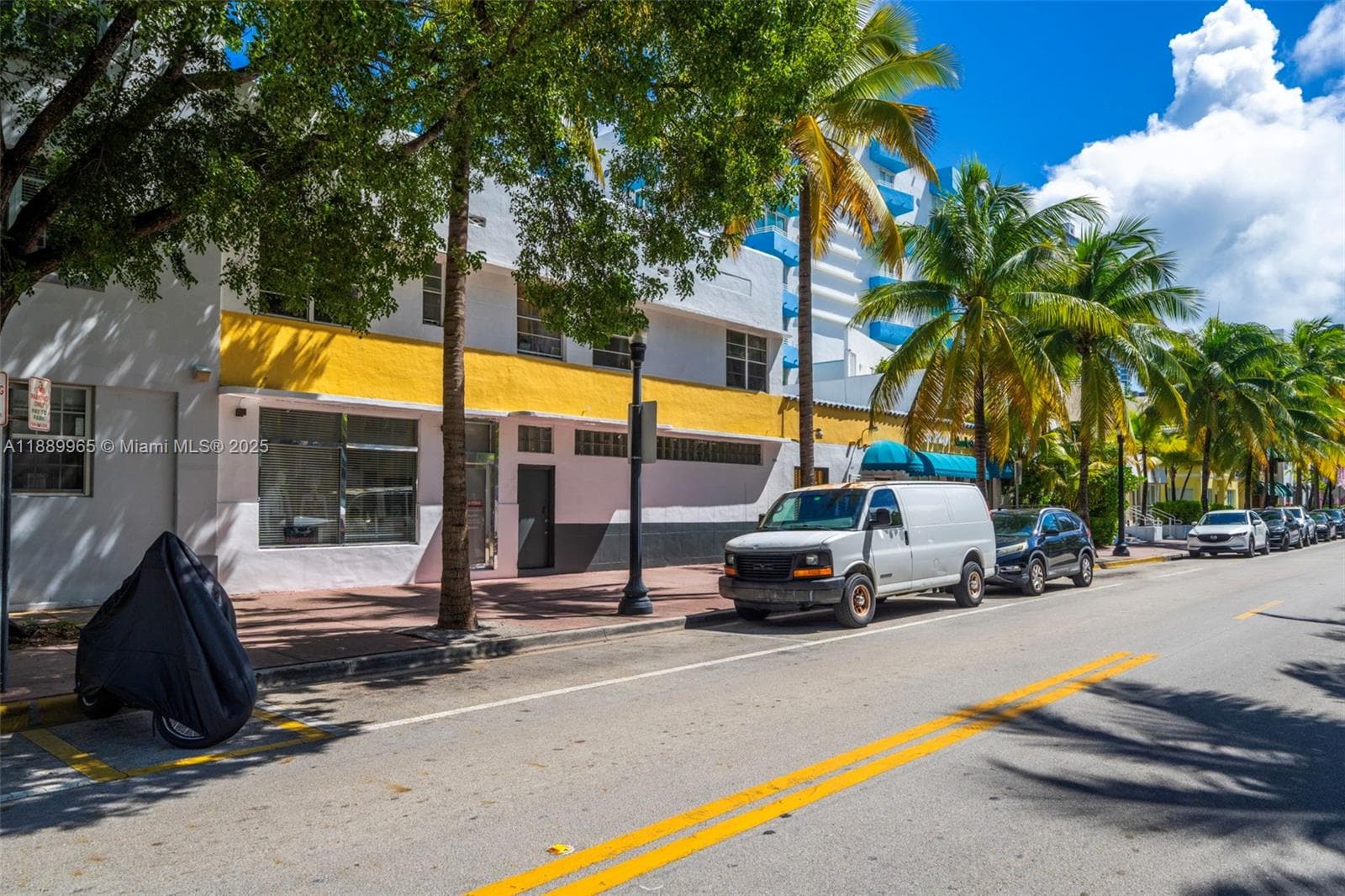249 Collins Ave, Miami Beach, FL 33139 photo 3