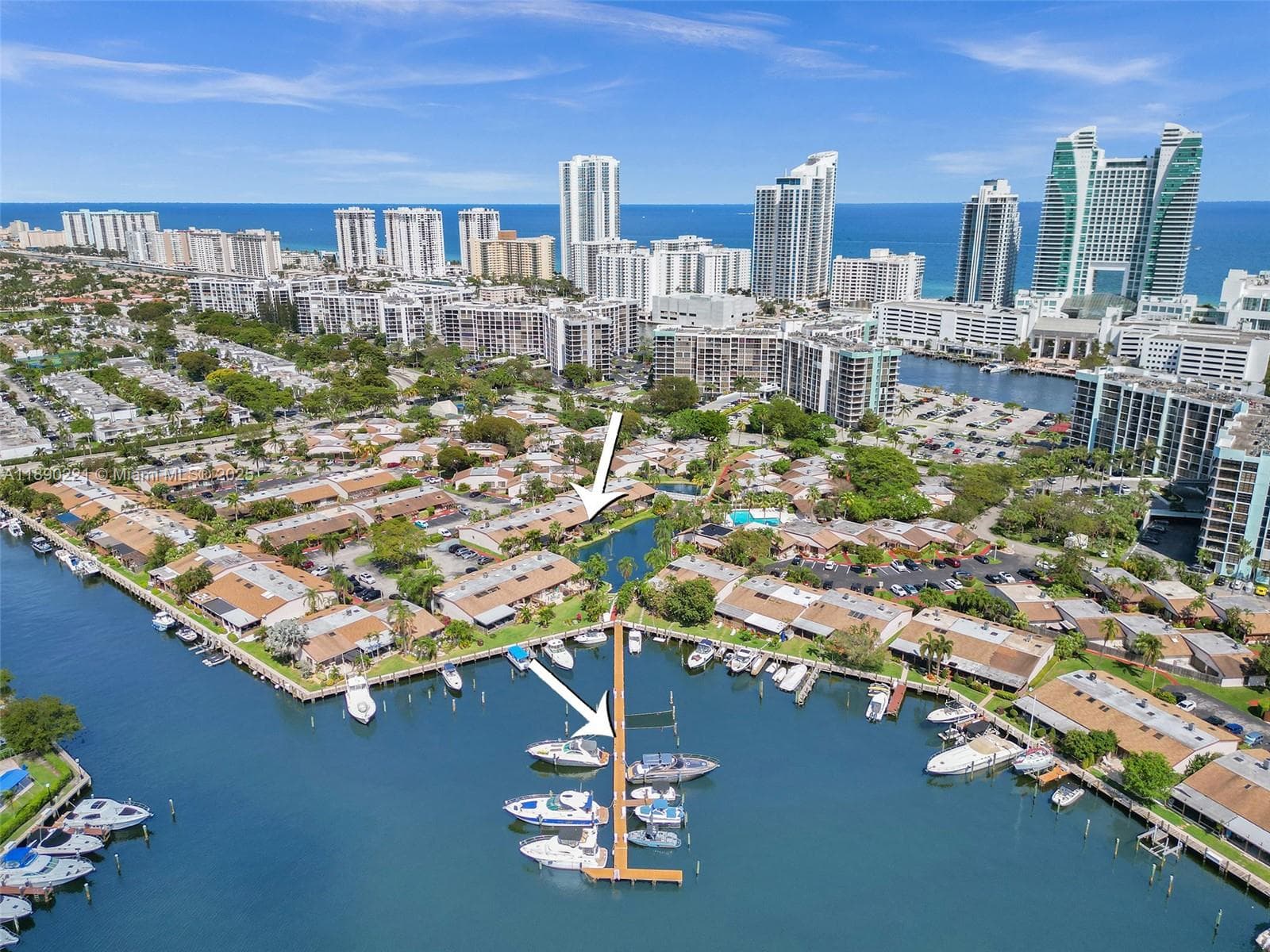 2667 S Parkview Dr, Hallandale Beach, FL 33009