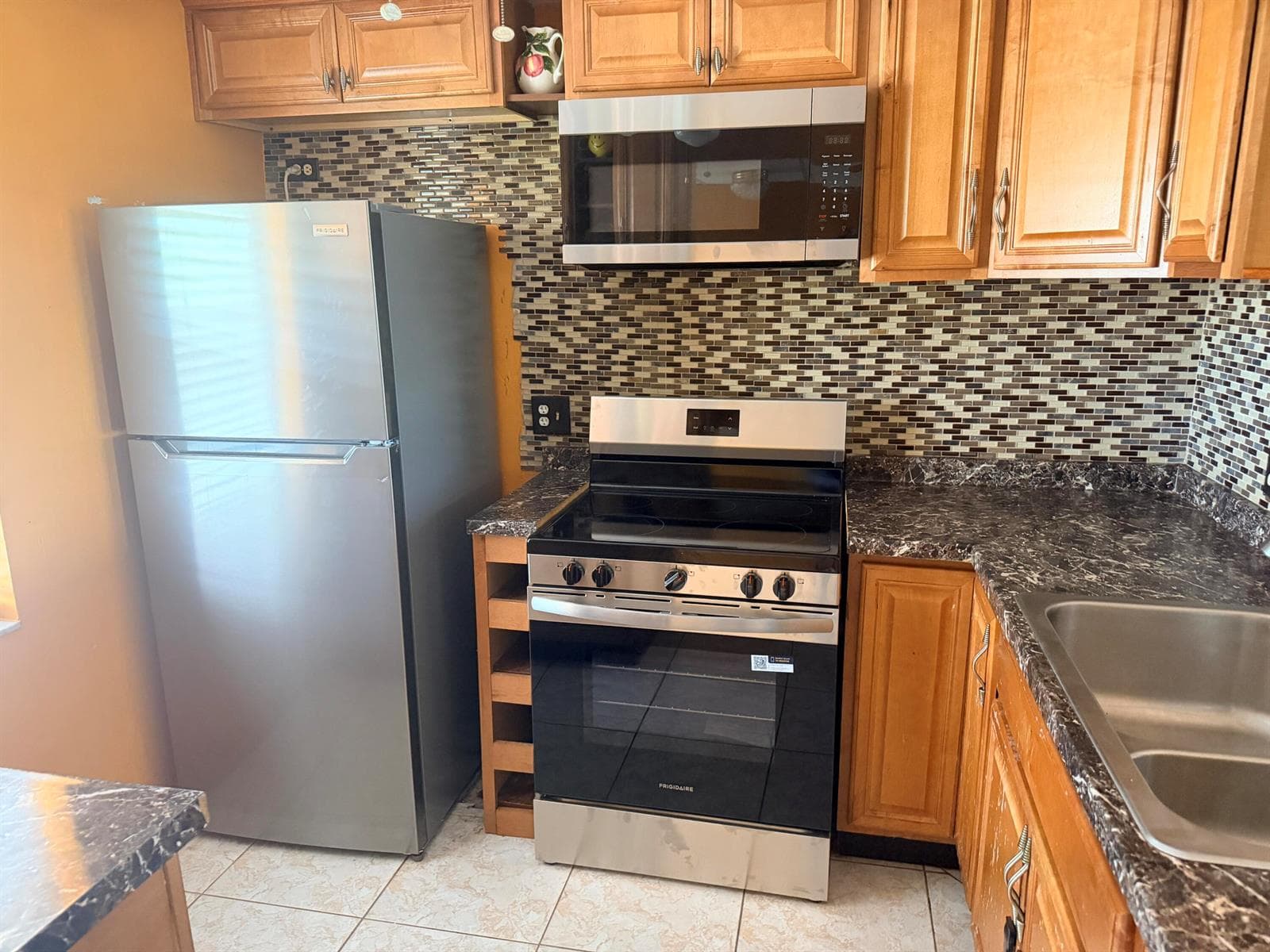 1025 Country Club Drive # 407, Margate, FL 33063 photo 3