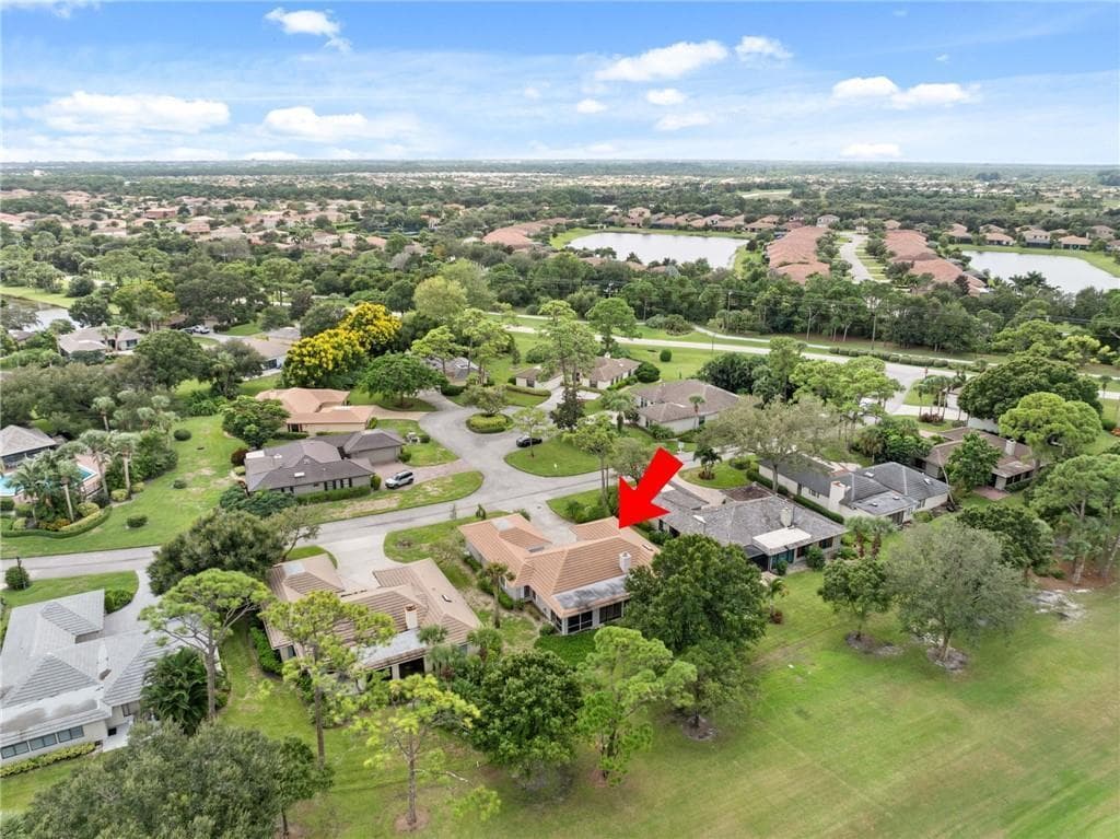 110 Prestwick Circle, Vero Beach, FL 32967 photo 3