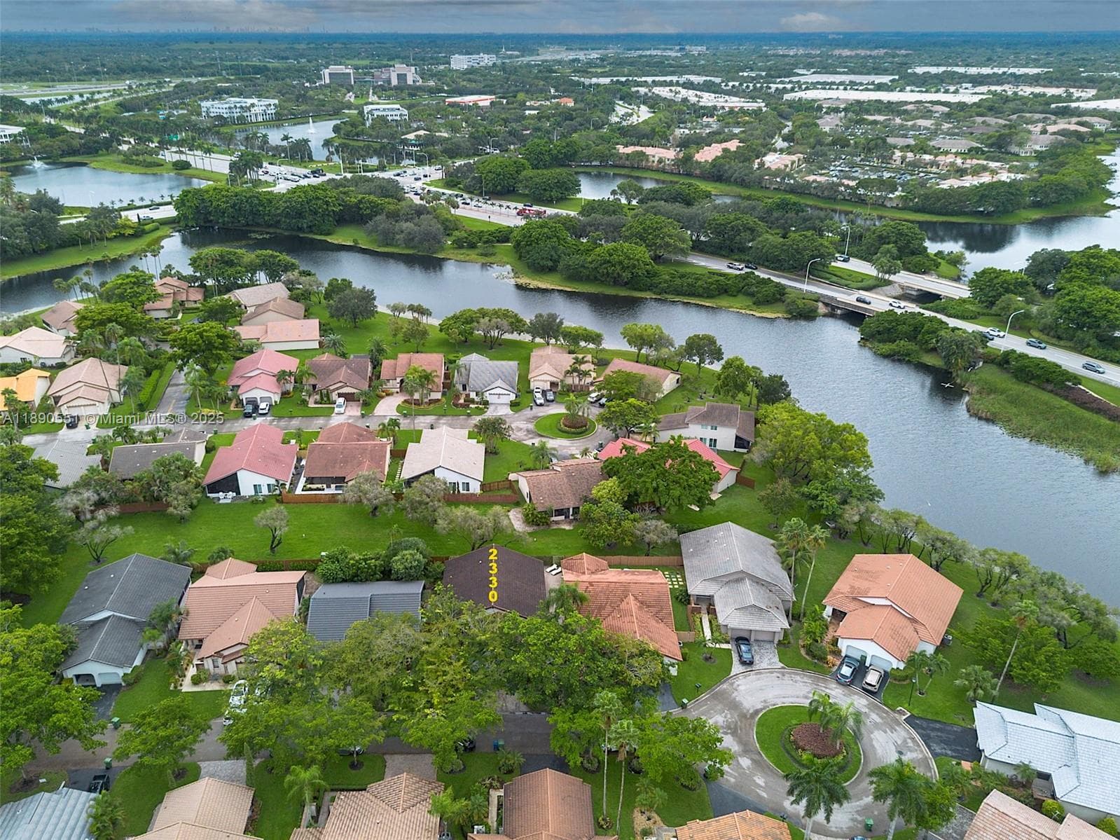 2330 Dover, Weston, FL 33326 photo 2