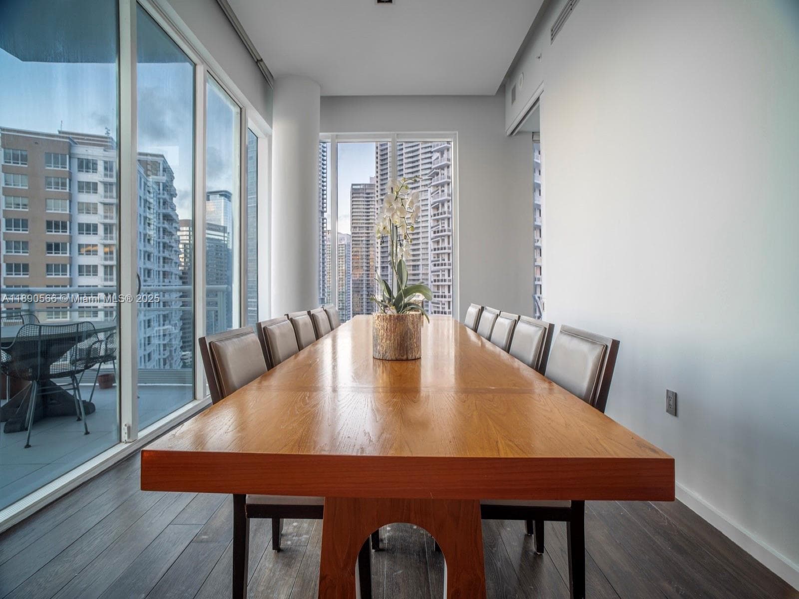 900 Brickell Key Blvd # 2204, Miami, FL 33131 photo 5