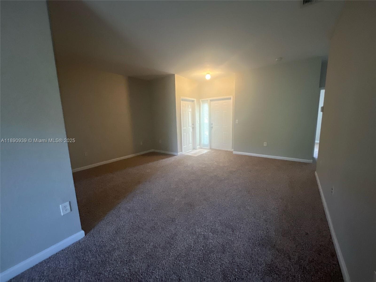 2731 NE 3rd Dr # 203, Homestead, FL 33033 photo 3