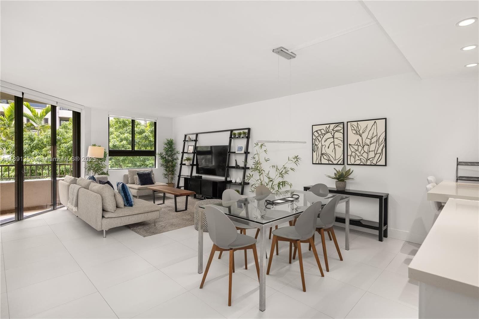 101 Crandon Blvd # 379, Key Biscayne, FL 33149 photo 2
