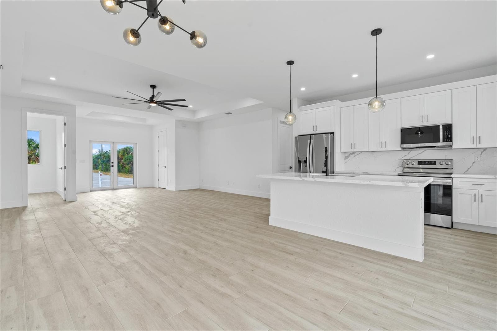 13438 Mcintosh Avenue, Port Charlotte, FL 33981 photo 2