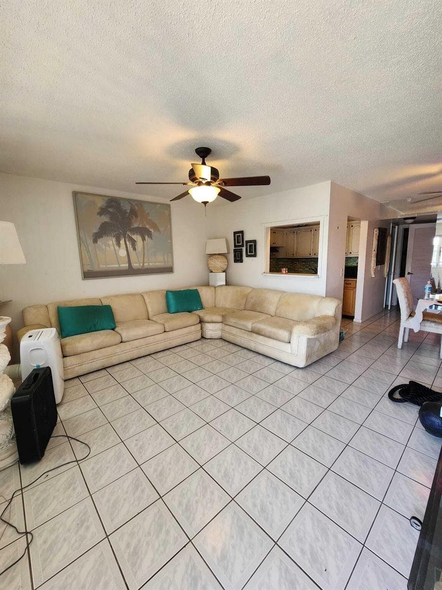 165 Camden G, West Palm Beach, FL 33417 photo 3
