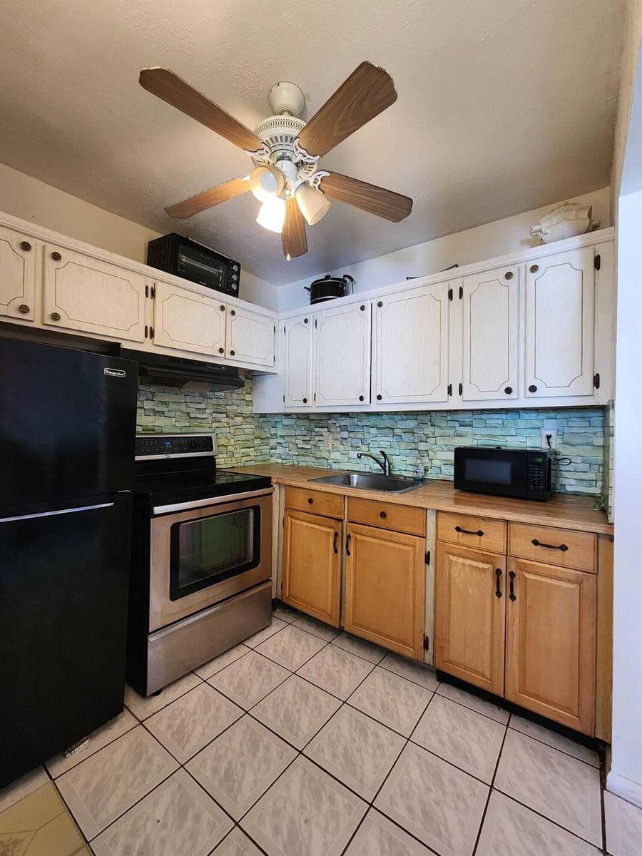 165 Camden G, West Palm Beach, FL 33417 photo 5