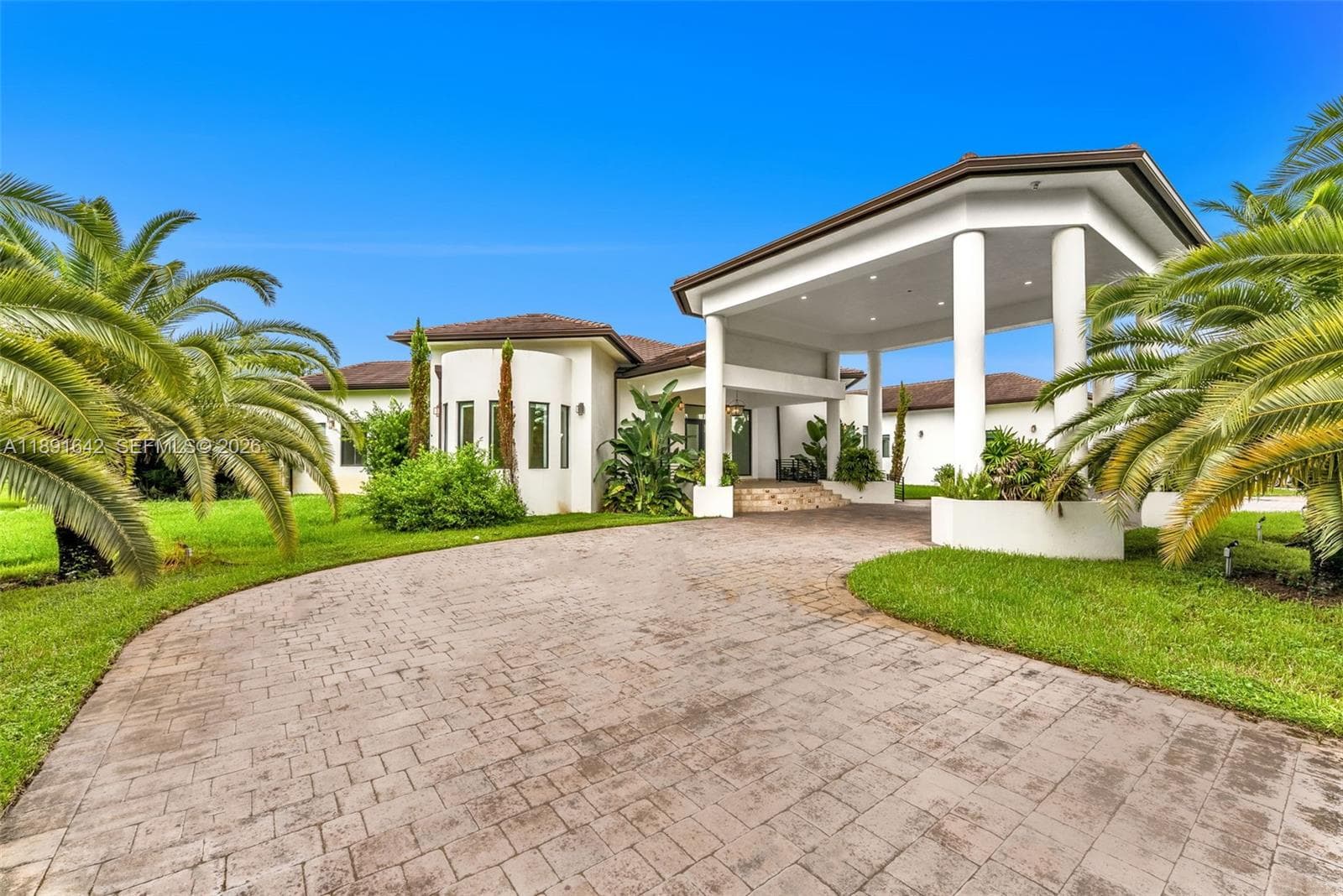 12175 SW 45th St, Miami, FL 33175 photo 2