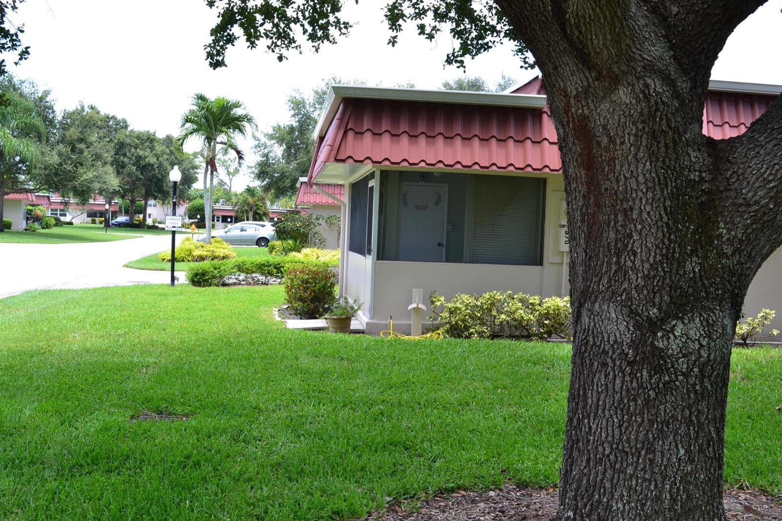 570 Laconia Circle, Lake Worth, FL 33467 photo 4