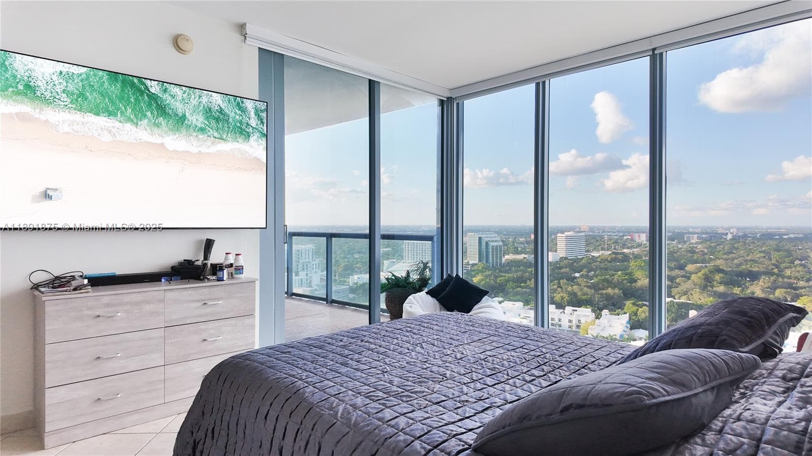 601 NE 36th St # 2206, Miami, FL 33137 photo 5