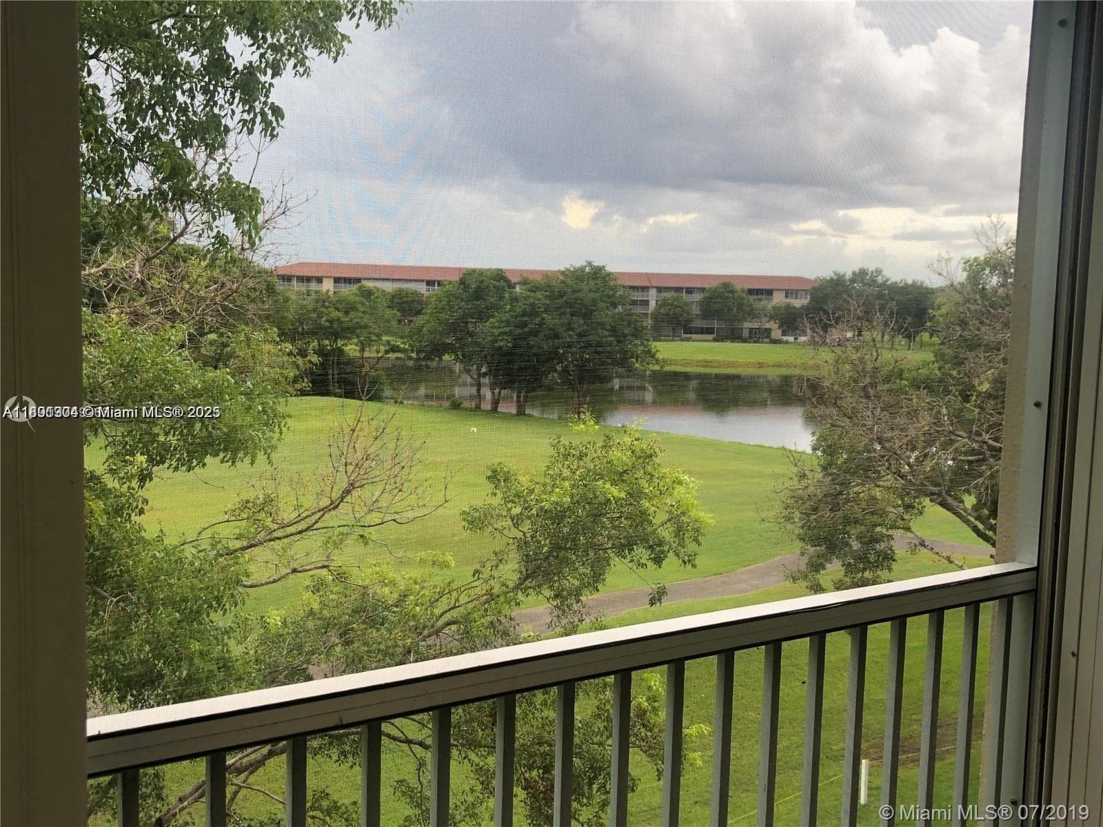 400 SW 134th Way # 406F, Pembroke Pines, FL 33027 photo 3