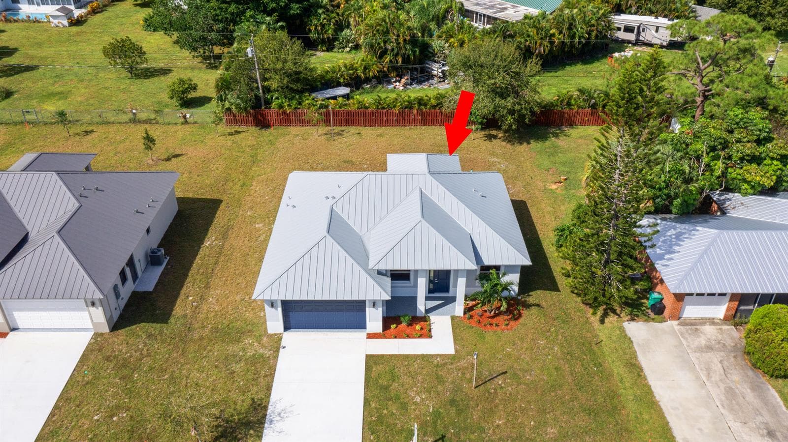 4709 Seagrape Drive, Fort Pierce, FL 34945 photo 2