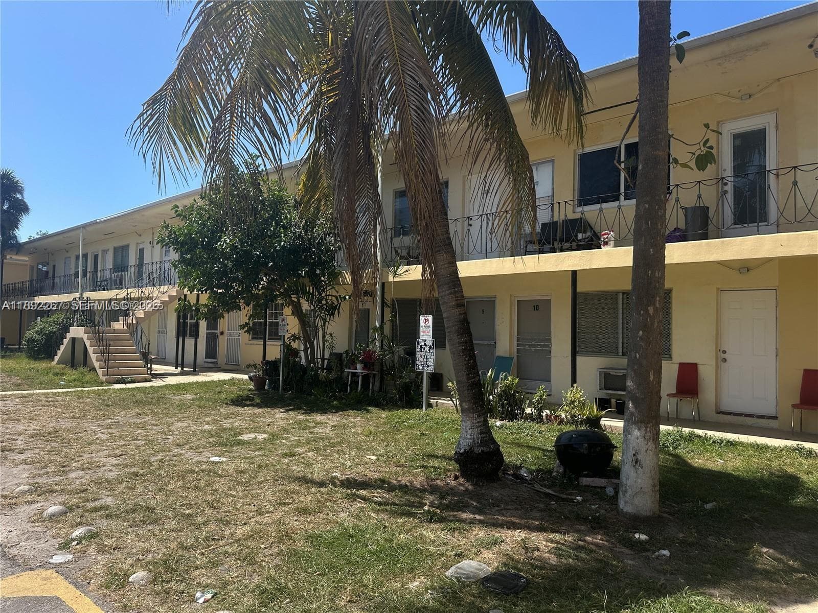 70 NW 77th St # 11, Miami, FL 33150