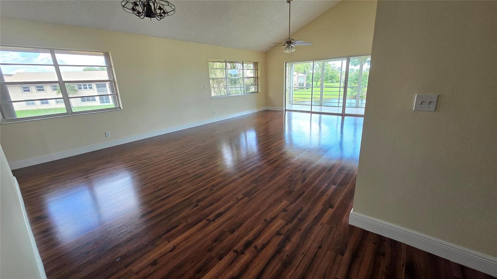 8751 Holly Court # 202, Tamarac, FL 33321 photo 4