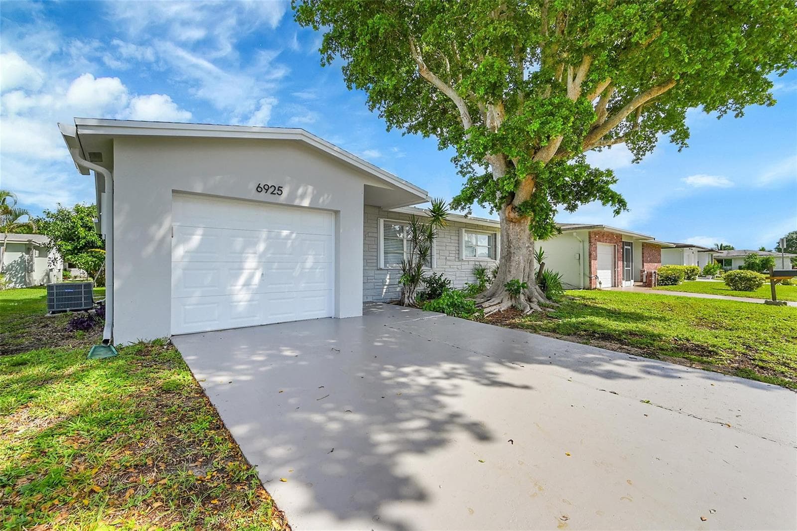 6925 NW 11th Street, Margate, FL 33063 photo 5