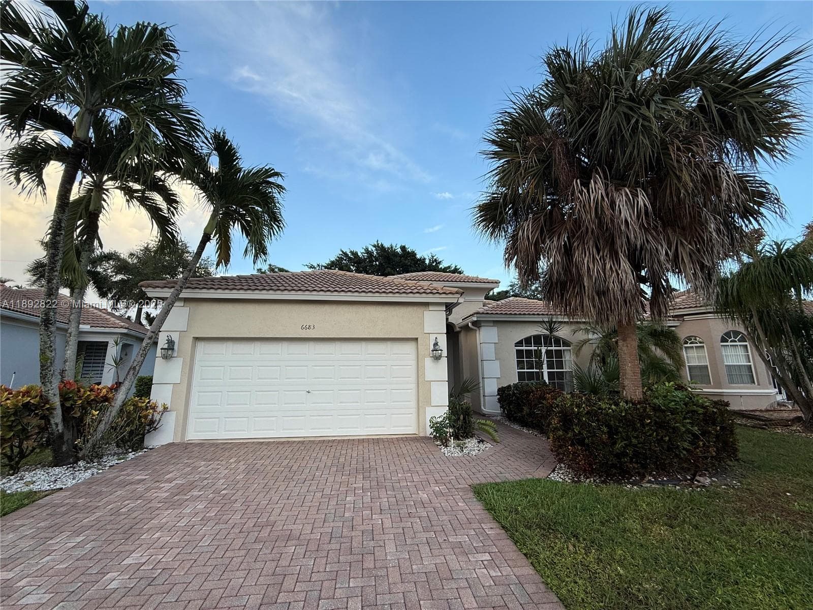 6683 Southport Dr, Boynton Beach, FL 33472 photo 2