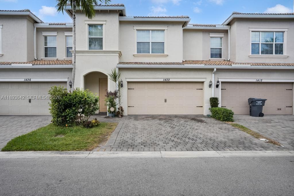 1422 Silk Oak Dr, Hollywood, FL 33021 photo 2