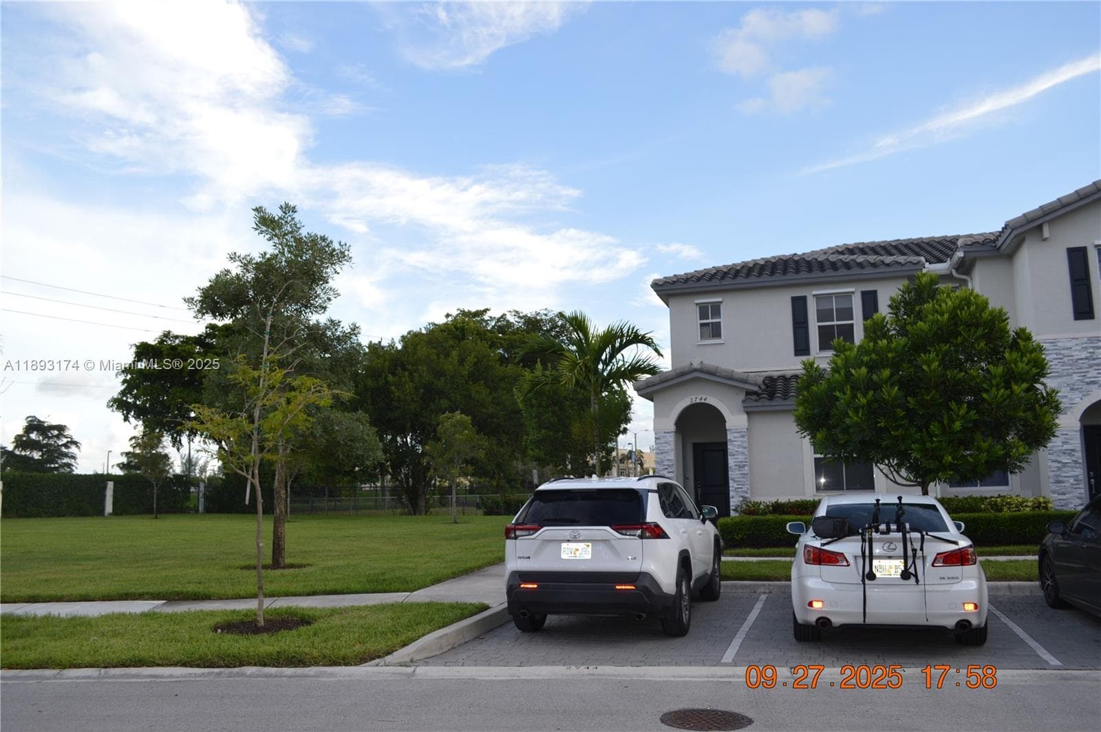 2744 SE 19th St, Homestead, FL 33035 photo 3