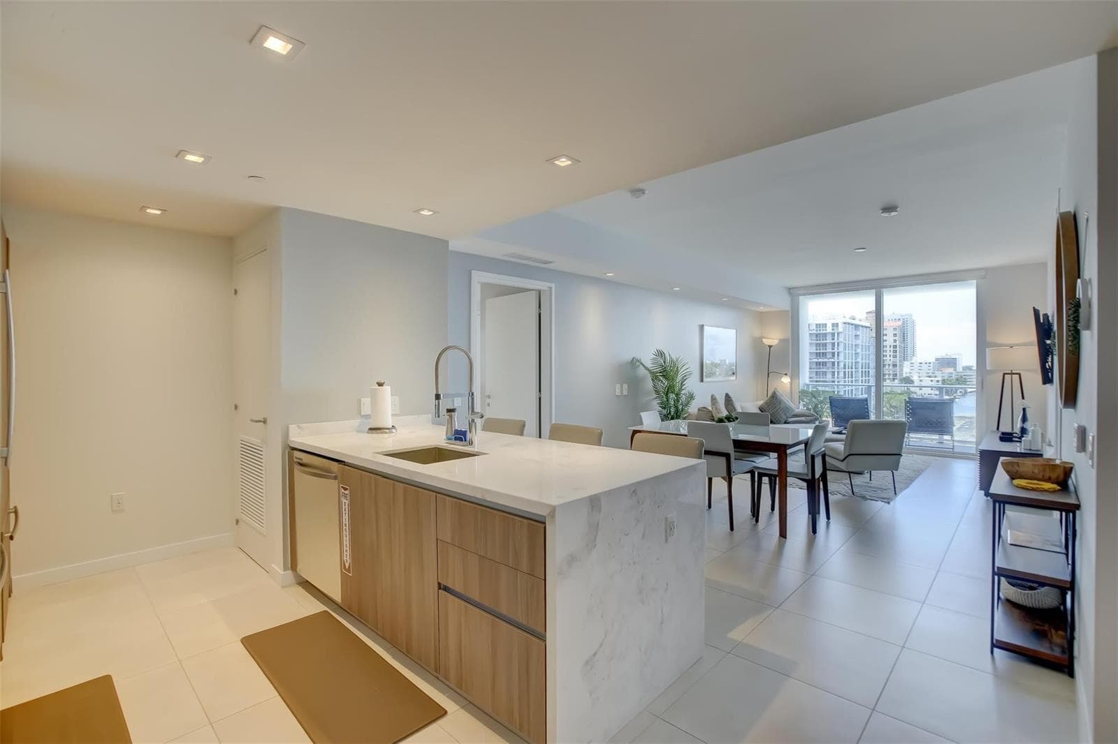 401 N Birch Road # 705, Fort Lauderdale, FL 33304 photo 4