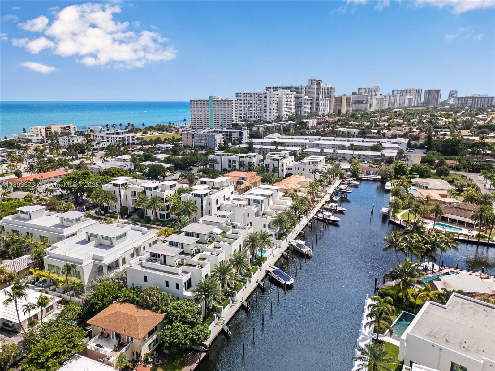 259 Shore Ct, Lauderdale By The Sea, FL 33308 photo 2