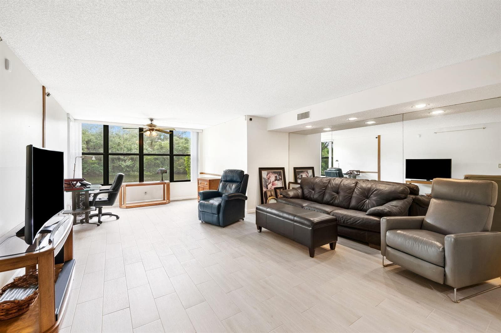 2908 Carambola Circle # 101-b, Coconut Creek, FL 33066 photo 2