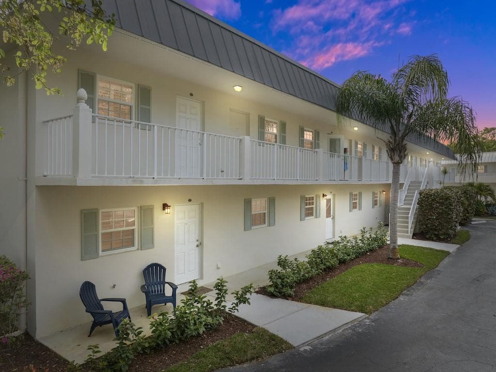 900 Jasmine Lane # 10a, Vero Beach, FL 32963