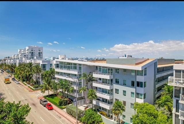7800 Collins Ave # 203, Miami Beach, FL 33141 photo 2